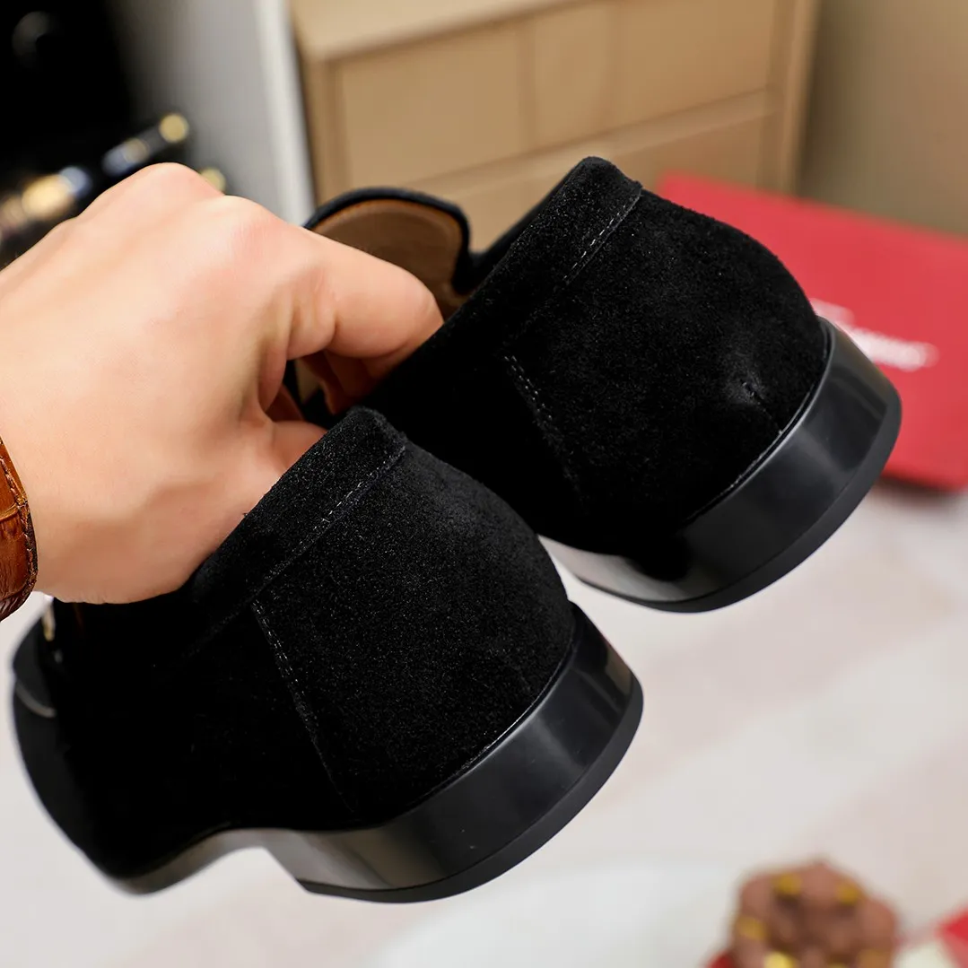 Men's shoes 💰600 🕷🕷🐂【Ferragamo】 Popular fashion casual shoes🇨🇳Official website counter 1:1 production, original mold opening💯Good quality can be seen, imported high-end first-layer pebbled calfskin, water-dyed🐂leather lining🌿very clear texture, high-quality waterproof, non-slip and wear-resistant outsole🎋high quality and low price, truly handmade🍓, 5 colors available! Code number 38-44 (45. To be customized)